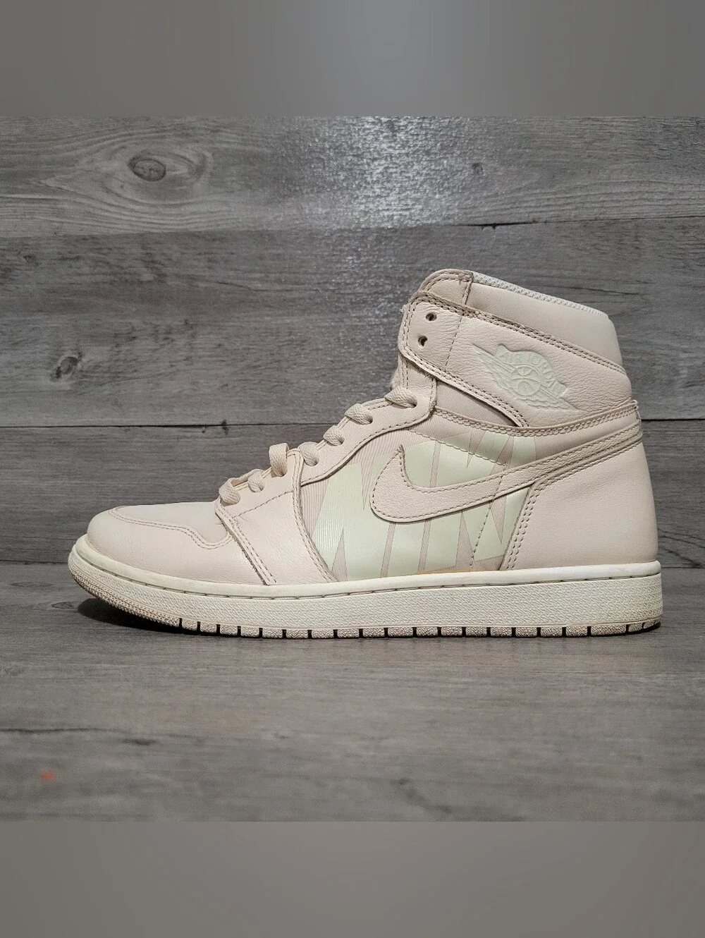 Air Jordan 1 Retro High Guava Ice Men's 10.5 Sail Pink 555088-801